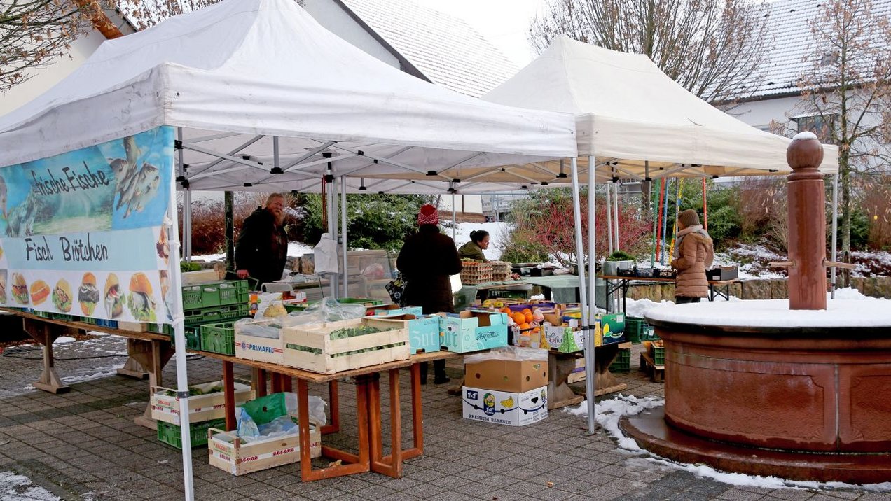 Marktstände Wochenmarkt Marktstände Wochenmarkt